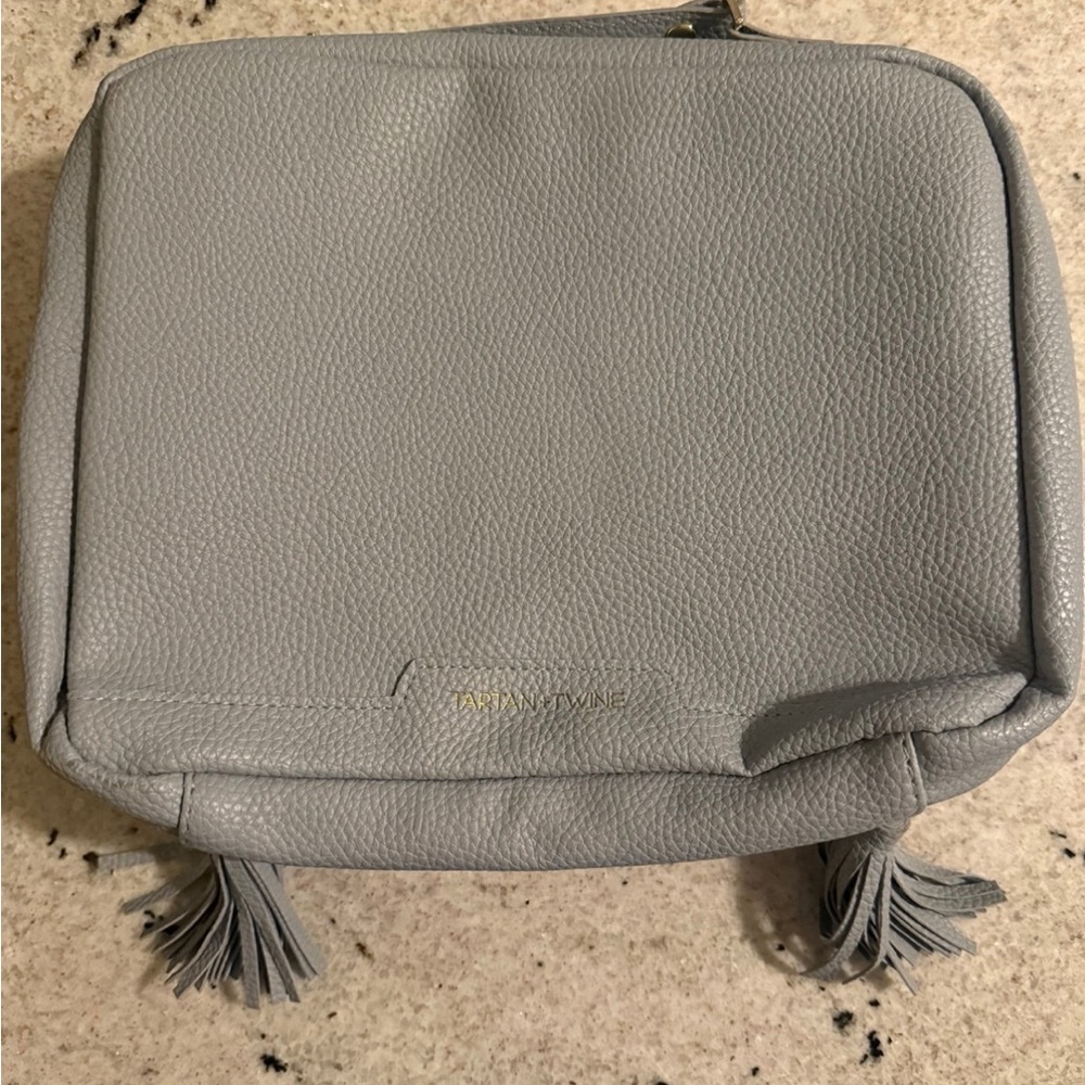Tartan and Twine makeup bag with magnetic removable pouches